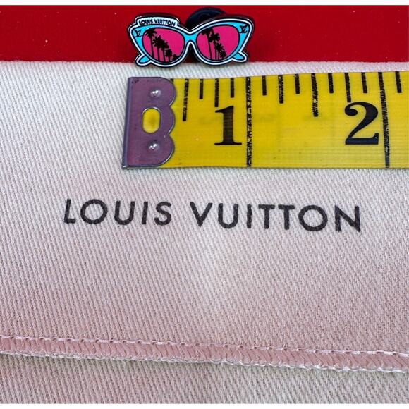 Pintrill X Louis Vuitton Sunglasses Limited Edition 2019 Brooch Pin Ultra Rare - Picture 8 of 11